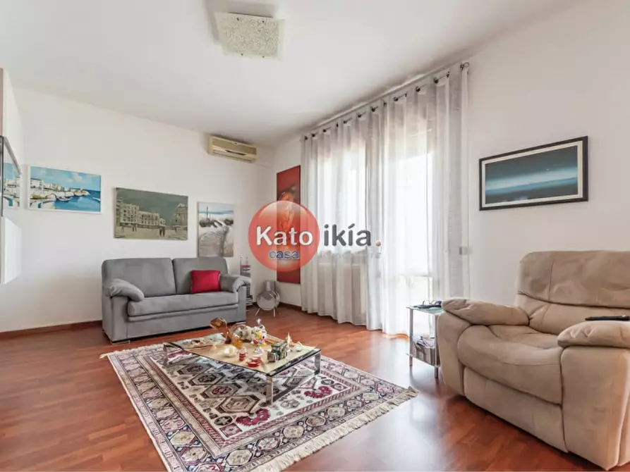 Immagine 2 di Appartamento in vendita  in Via Don Luigi Sturzo a Creazzo