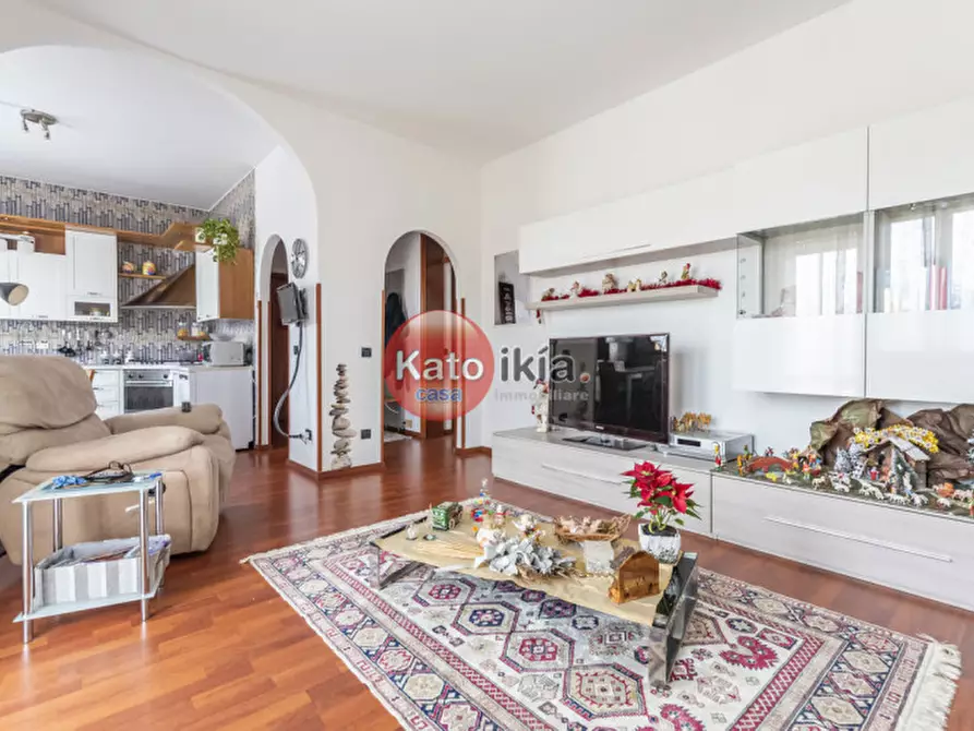 Immagine 2 di Appartamento in vendita  in Via Don Luigi Sturzo a Creazzo