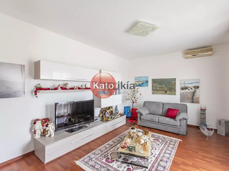 Immagine 3 di Appartamento in vendita  in Via Don Luigi Sturzo a Creazzo