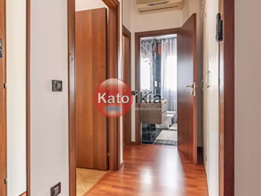 Immagine 5 di Appartamento in vendita  in Via Don Luigi Sturzo a Creazzo