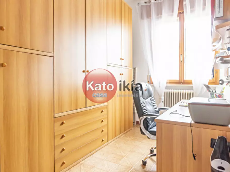 Immagine 8 di Appartamento in vendita  in Via Don Luigi Sturzo a Creazzo