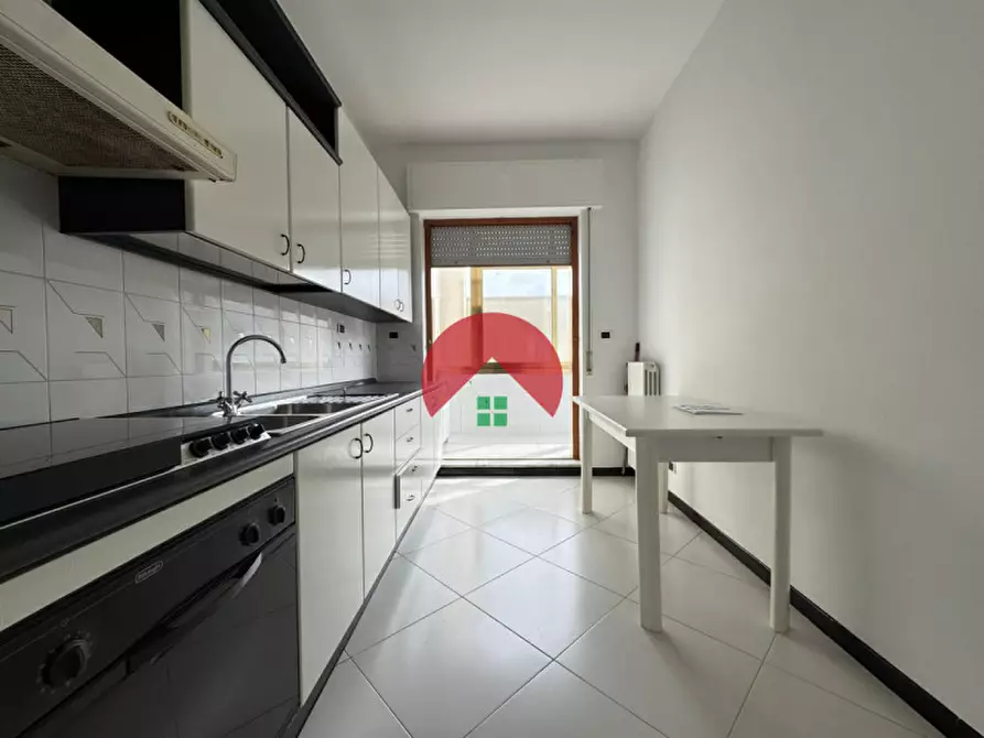 Immagine 4 di Appartamento in affitto  in via mirabene a Matera