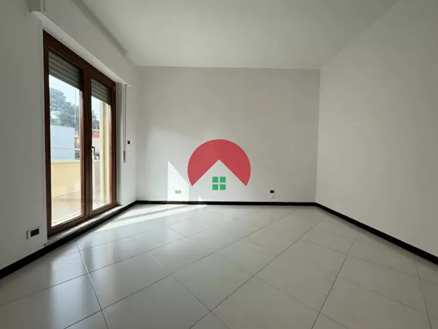 Immagine 9 di Appartamento in affitto  in via mirabene a Matera