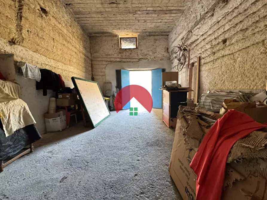 Immagine 7 di Garage in affitto  a Matera
