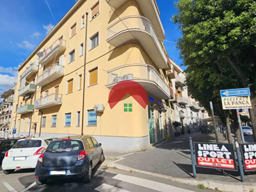 Immagine 1 di Negozio in affitto  in Via Annunziatella a Matera