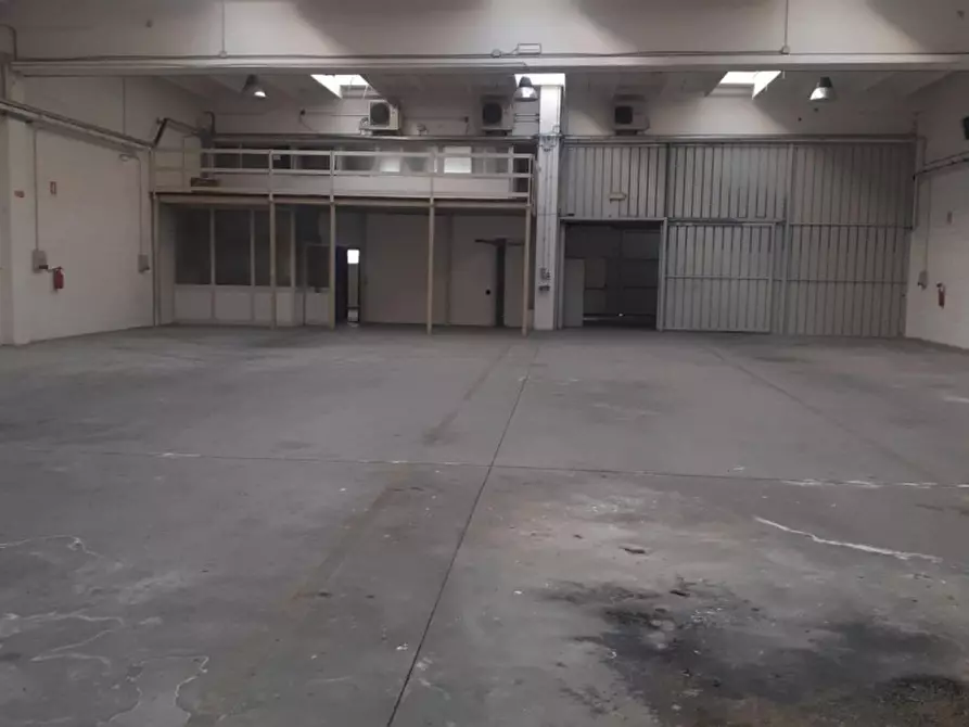 Immagine 3 di Capannone industriale in vendita  in Via Pier Paolo Pasolini, 35, 33040 Località Produttiva UD, Italia a Pradamano