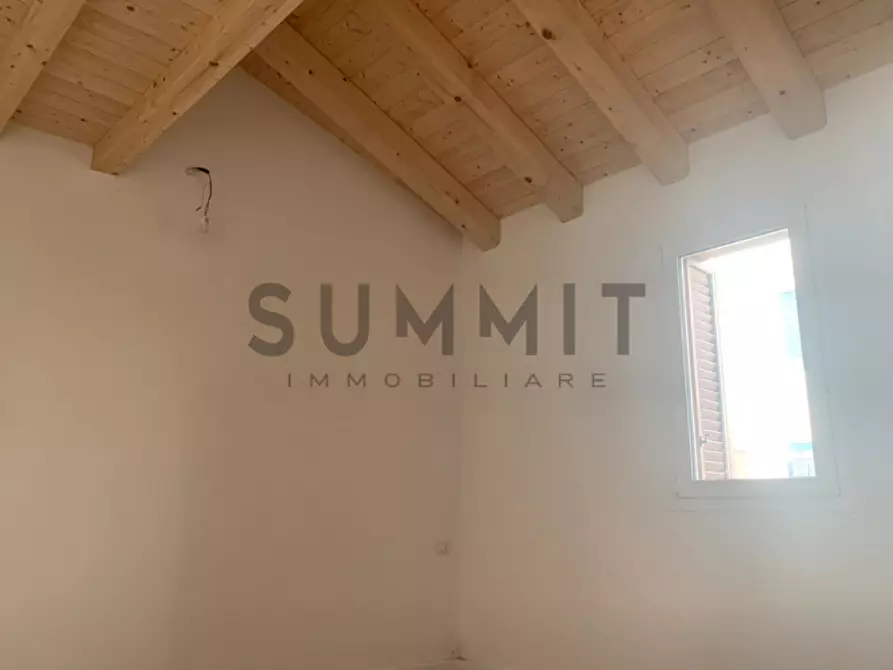 Immagine 10 di Appartamento in vendita  in schio centro a Schio