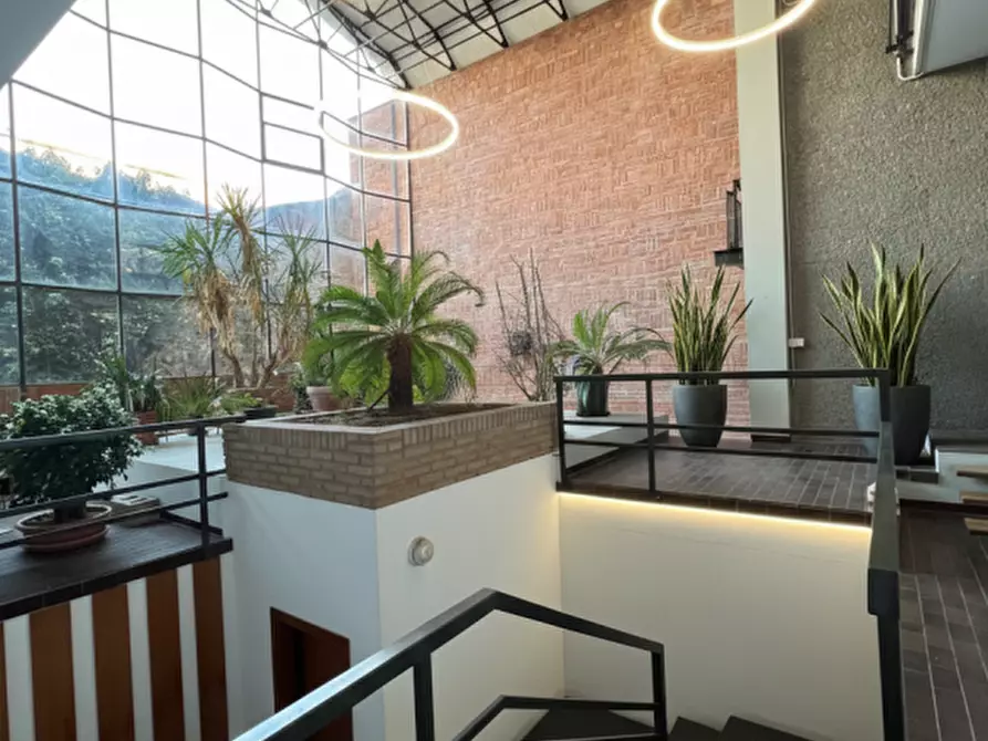 Immagine 4 di Loft/Open space in vendita  in Via Legione Antonini a Vicenza