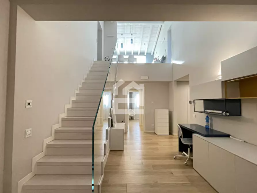 Immagine 1 di Attico in affitto  in Via Brunati a Salò