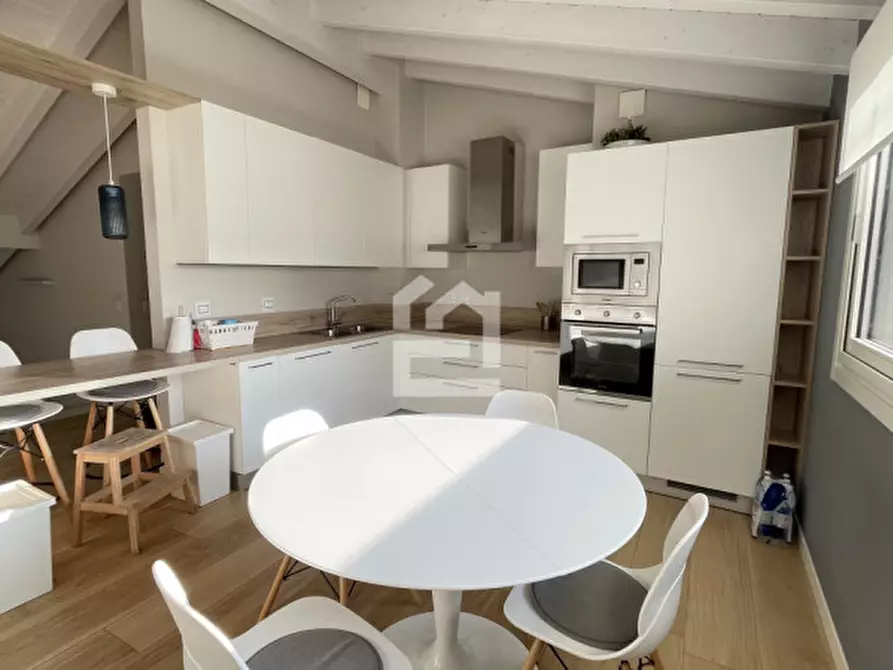 Immagine 12 di Attico in affitto  in Via Brunati a Salò