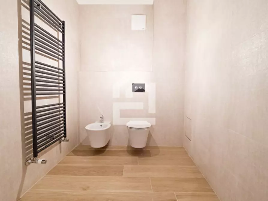 Immagine 14 di Attico in affitto  in Via Brunati a Salò