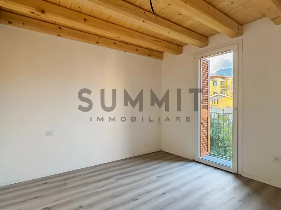 Immagine 2 di Appartamento in vendita  in schio a Schio