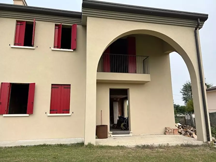 Immagine 12 di Casa bifamiliare in vendita  in via valli a Casalserugo