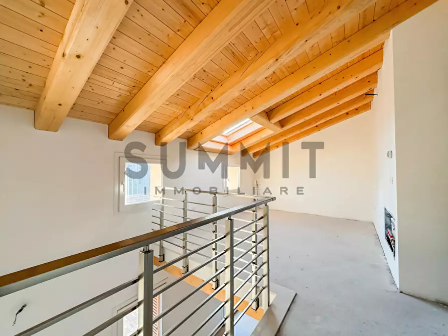 Immagine 5 di Appartamento in vendita  in schio a Schio