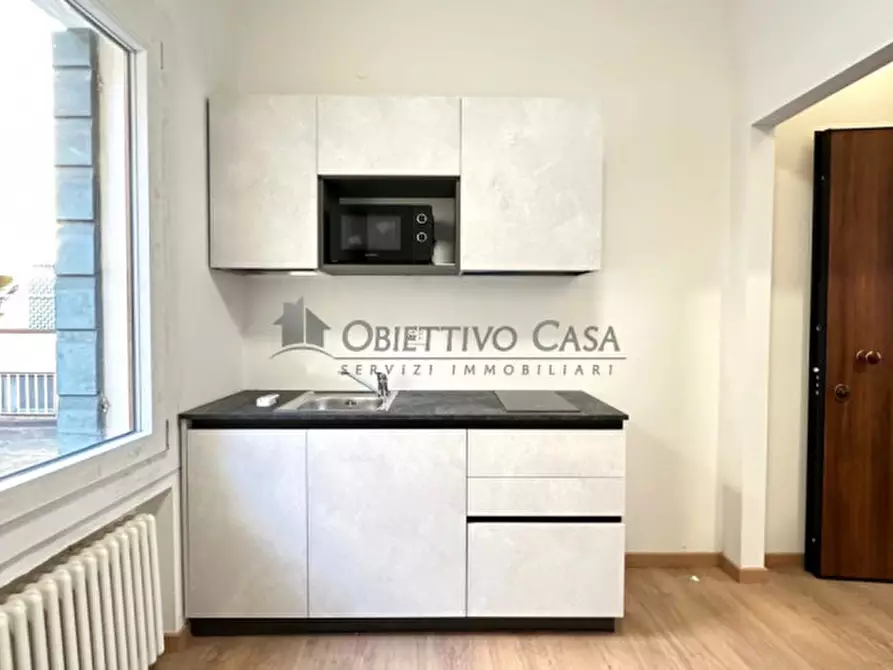 Immagine 2 di Appartamento in affitto  in Via degli Zabarella a Padova