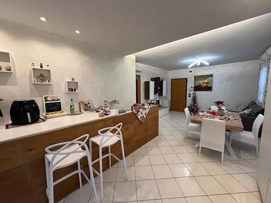 Immagine 1 di Appartamento in vendita  a Campagna Lupia