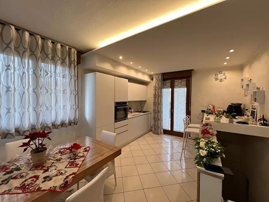 Immagine 2 di Appartamento in vendita  a Campagna Lupia