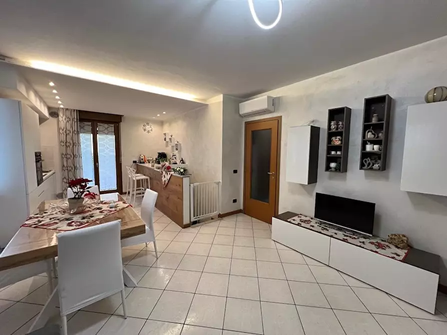 Immagine 3 di Appartamento in vendita  a Campagna Lupia