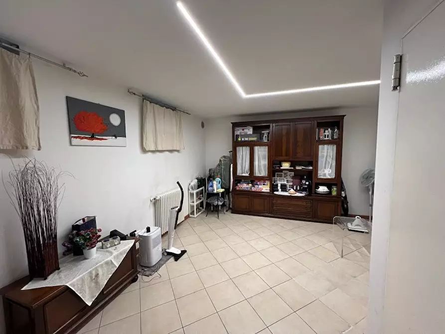 Immagine 17 di Appartamento in vendita  a Campagna Lupia