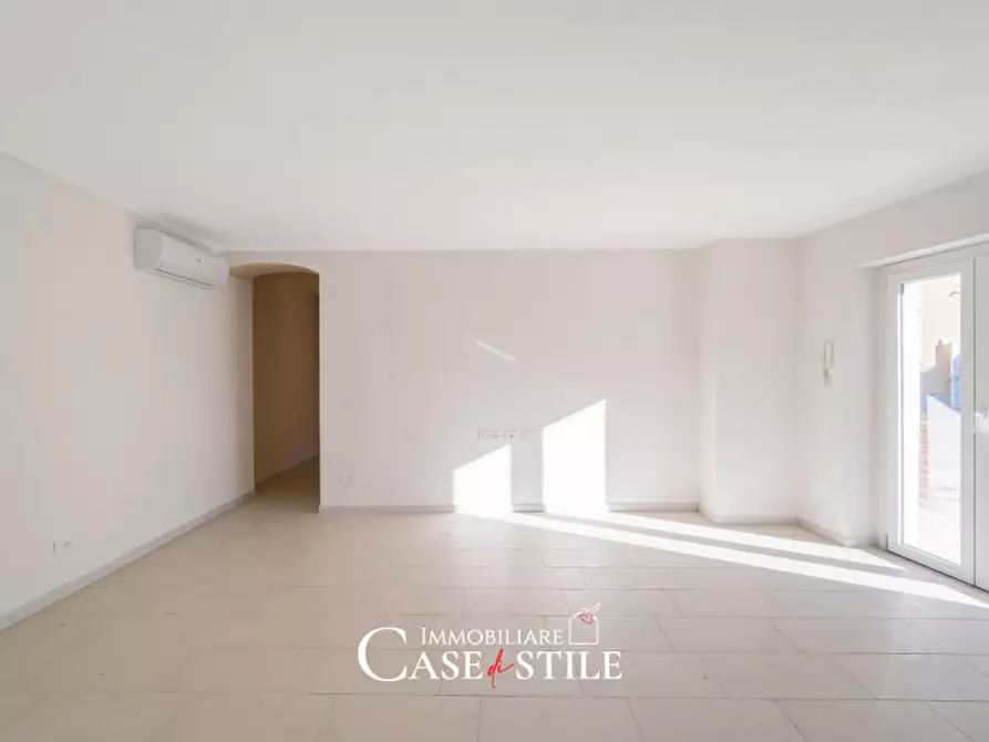 Immagine 6 di Appartamento in vendita  a Sarzana