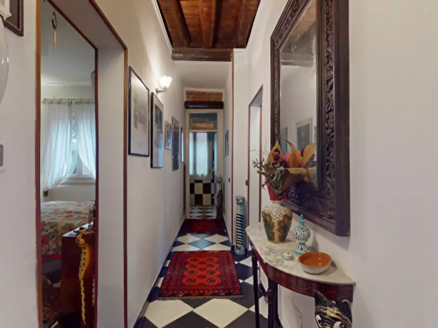 Immagine 3 di Casa bifamiliare in vendita  in Via Nino Bixio a Vicenza