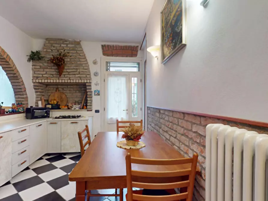 Immagine 6 di Casa bifamiliare in vendita  in Via Nino Bixio a Vicenza