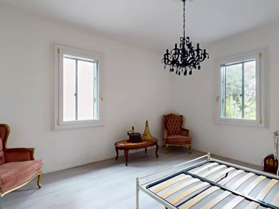 Immagine 31 di Casa bifamiliare in vendita  in Via Nino Bixio a Vicenza