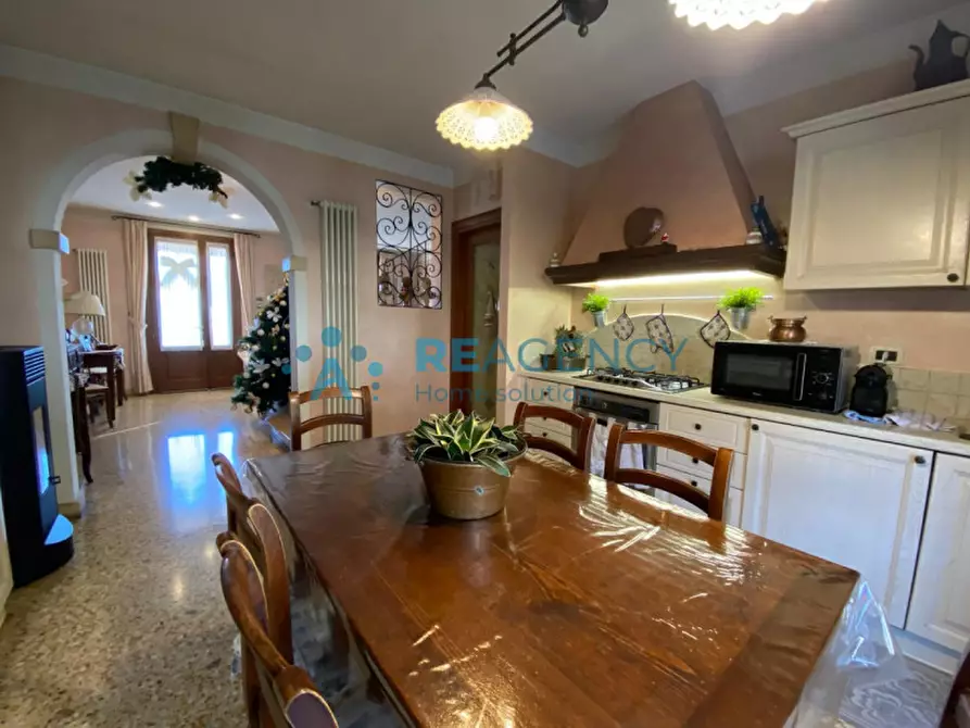 Immagine 13 di Casa bifamiliare in vendita  in via Mistorigo a Arcugnano