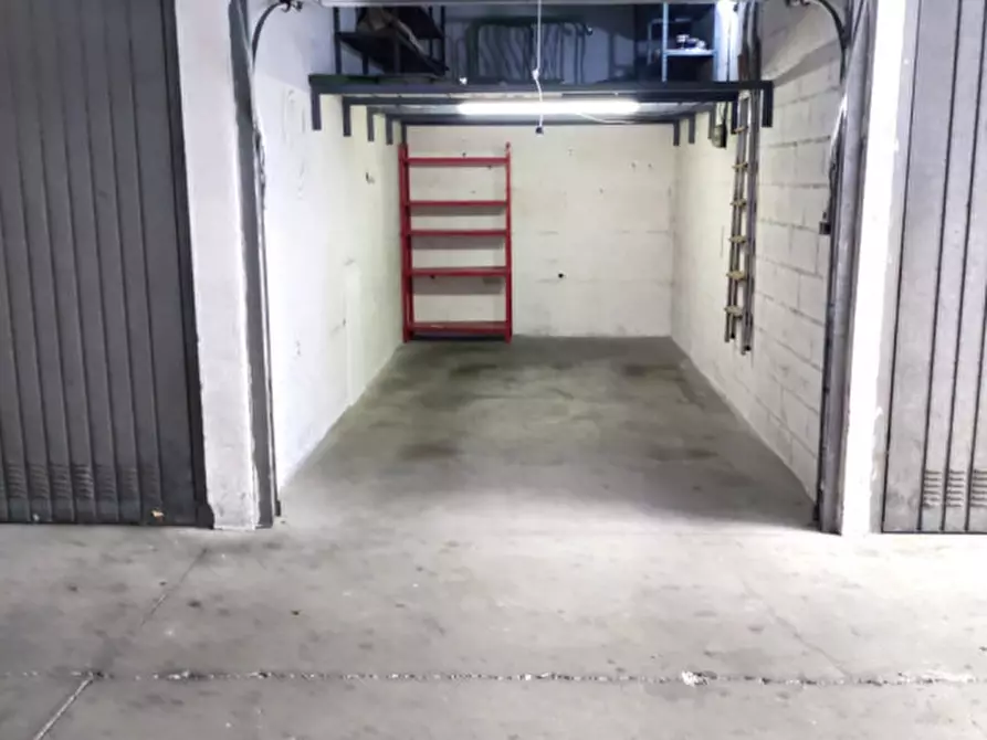 Immagine 2 di Garage in vendita  in Via Resia - Reschenstraße 24 a Bolzano