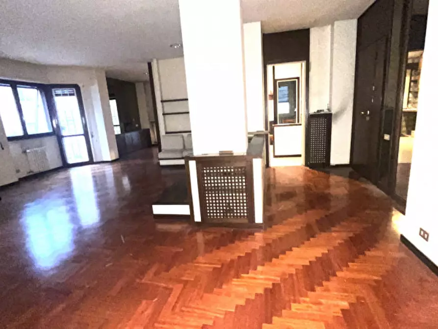 Immagine 6 di Appartamento in vendita  in Via Flaminia a Roma