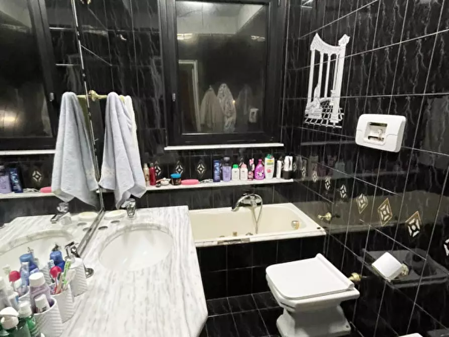 Immagine 10 di Appartamento in vendita  in Via Arrighi a Castiglione Delle Stiviere