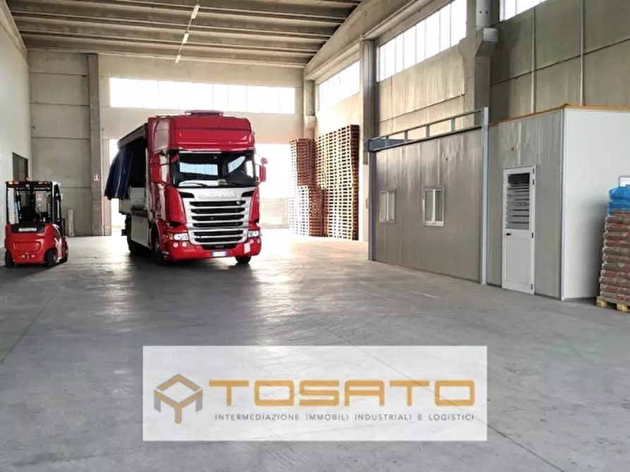 Immagine 1 di Capannone industriale in affitto  a Gazzo Veronese