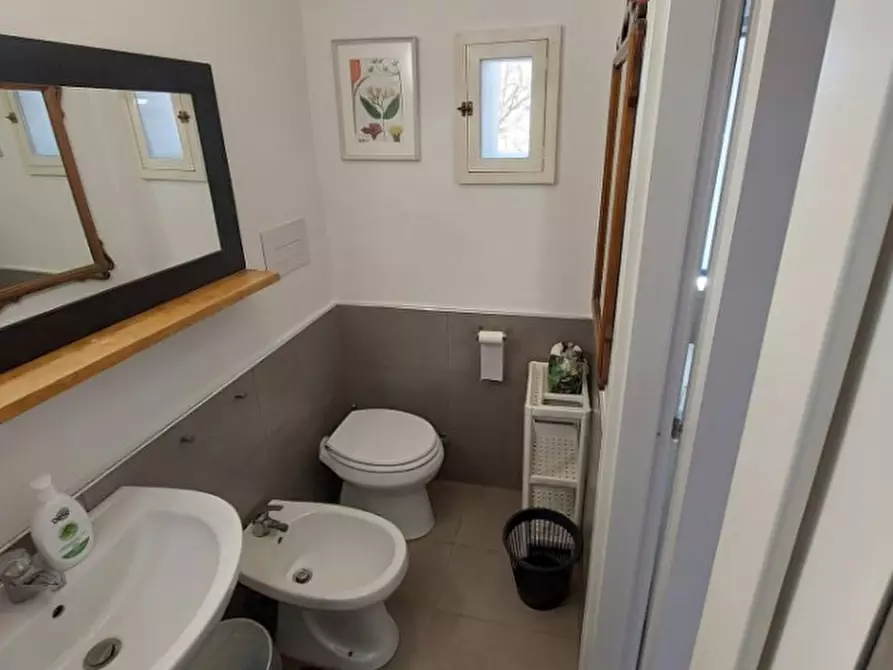 Immagine 8 di Appartamento in affitto  in via San Severo a Capodimonte 44 a Napoli