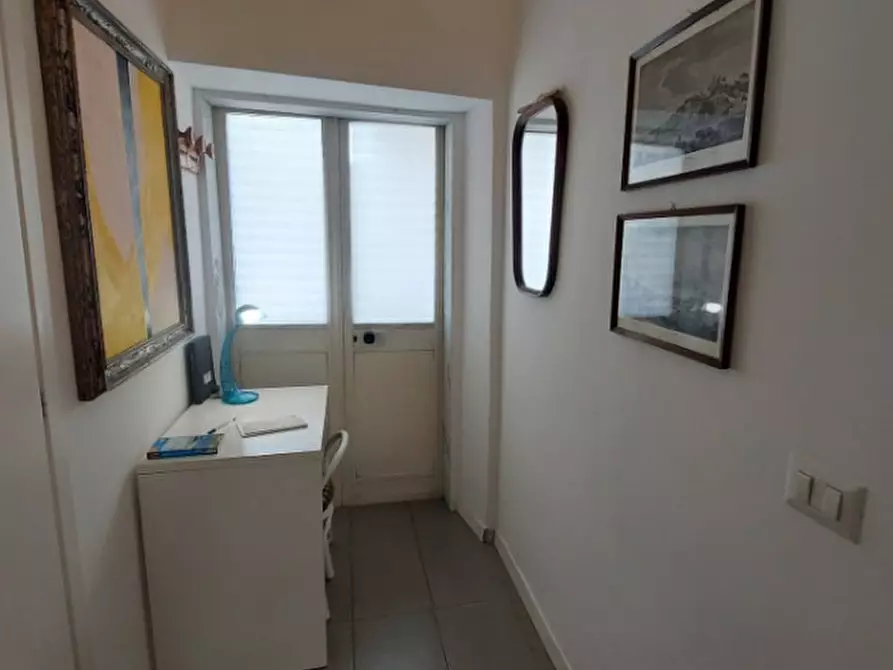 Immagine 12 di Appartamento in affitto  in via San Severo a Capodimonte 44 a Napoli