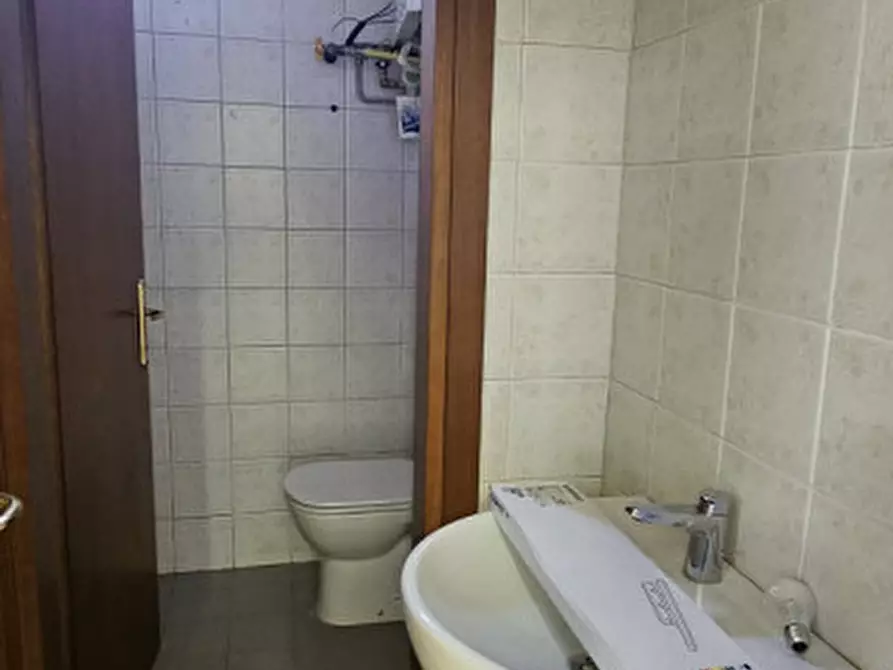 Immagine 7 di Negozio in affitto  in Via San Marco a Padova