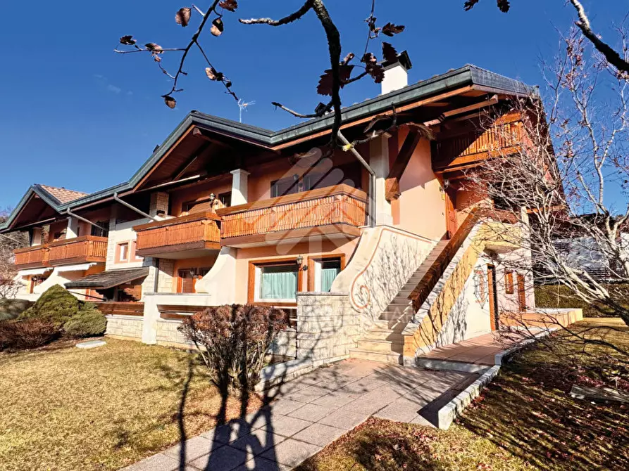 Immagine 2 di Appartamento in vendita  a Roana