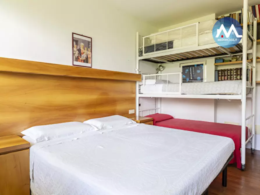 Immagine 13 di Appartamento in vendita  in via kennedy a Pesaro