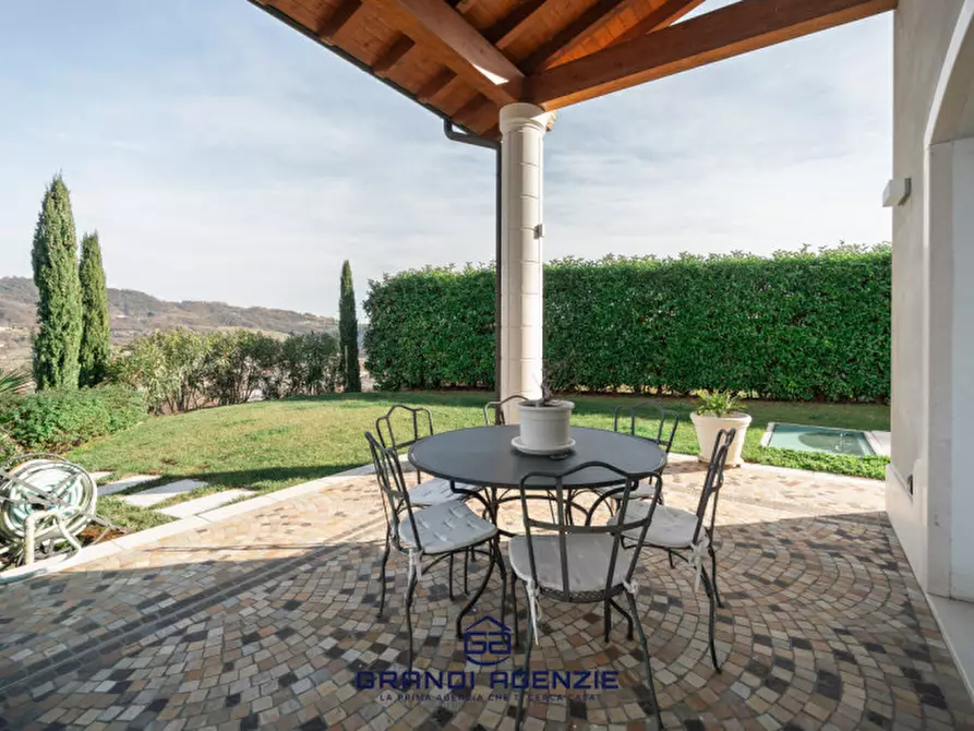 Immagine 1 di Casa indipendente in vendita  in Via Faè di Pezzo, 54 a Chiampo