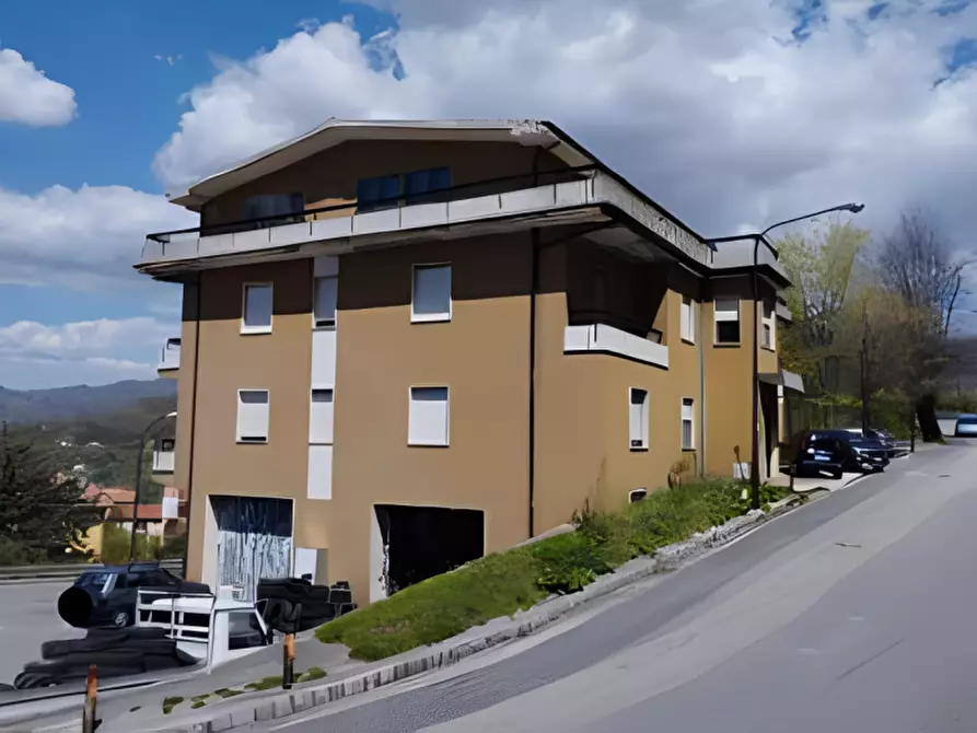 Immagine 3 di Appartamento in vendita  in Via Rocco Scotellaro a Lauria