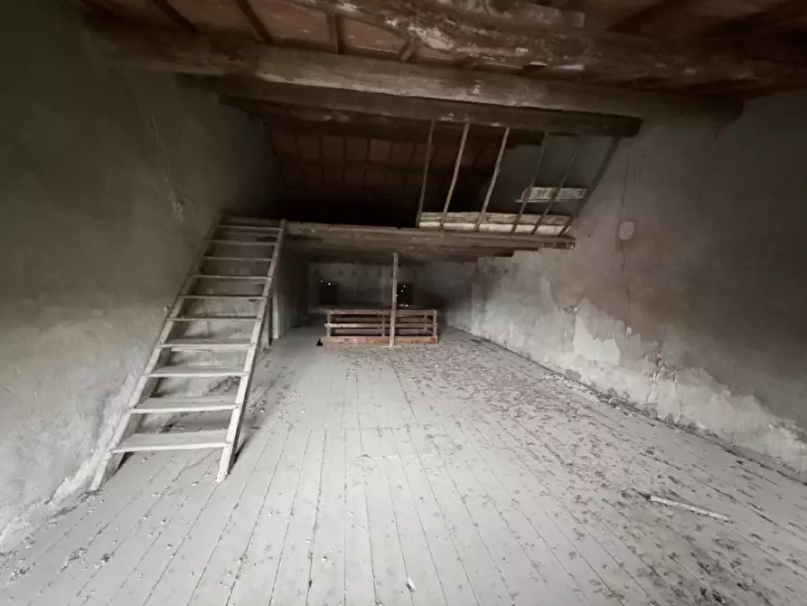 Immagine 7 di Rustico / casale in vendita  in Via Fossa Crear a San Giovanni Lupatoto