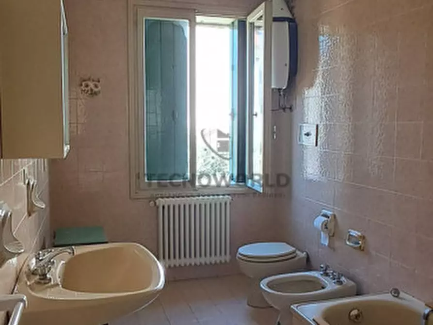 Immagine 10 di Rustico / casale in vendita  in via cazzola a San Vito Di Leguzzano