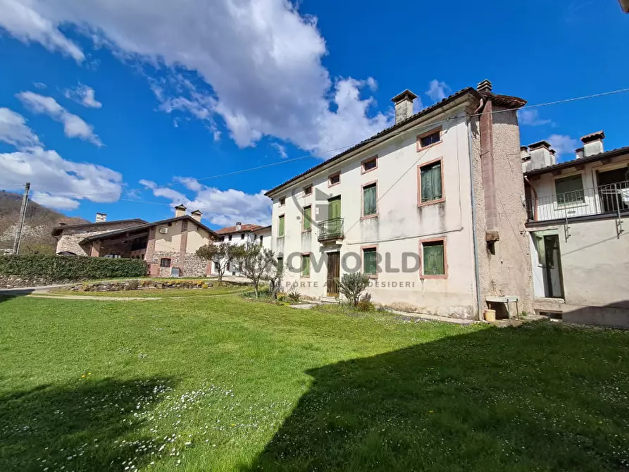 Immagine 13 di Casa bifamiliare in vendita  in via cazzola a San Vito Di Leguzzano