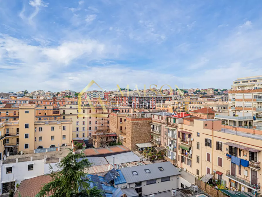 Immagine 26 di Appartamento in vendita  in Via Barisano da Trani a Roma