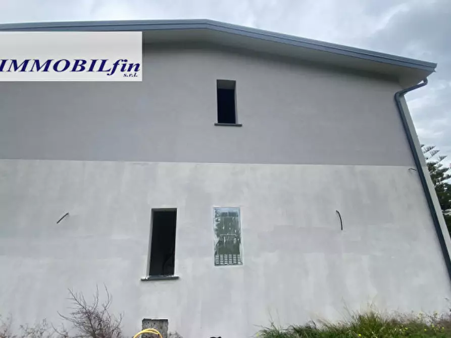 Immagine 2 di Villa in vendita  in VIA ALONGI a Misilmeri