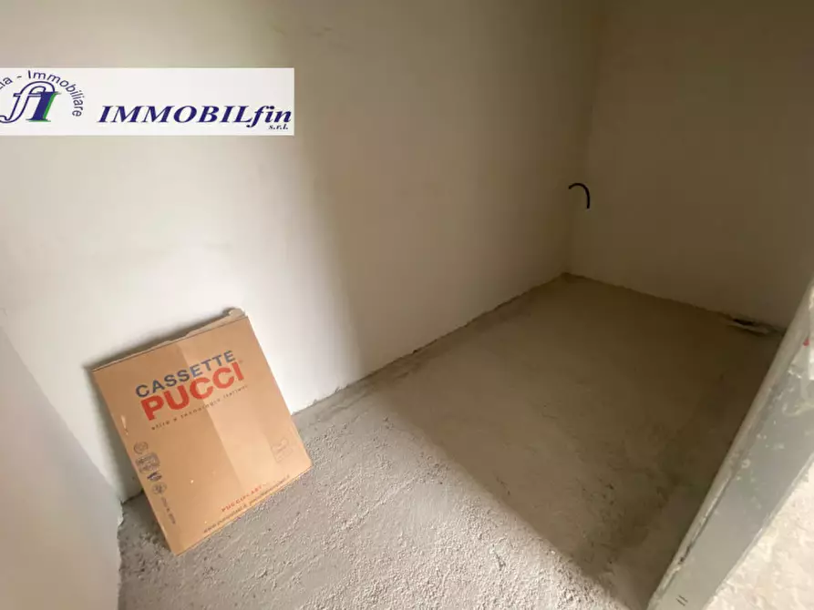 Immagine 25 di Villa in vendita  in VIA ALONGI a Misilmeri