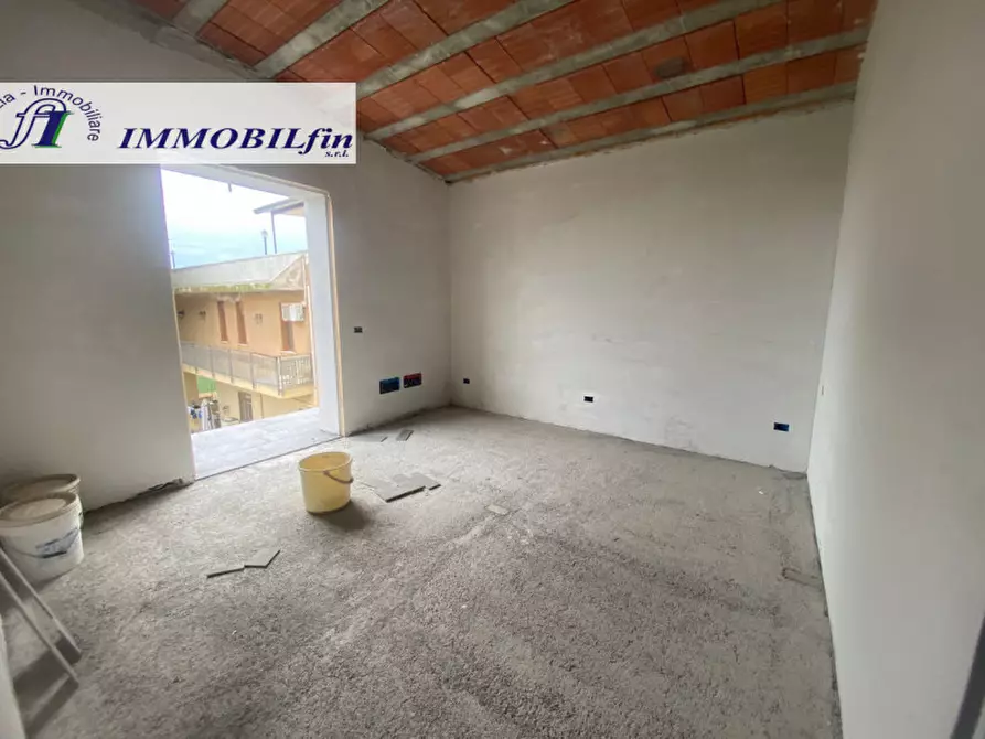 Immagine 26 di Villa in vendita  in VIA ALONGI a Misilmeri