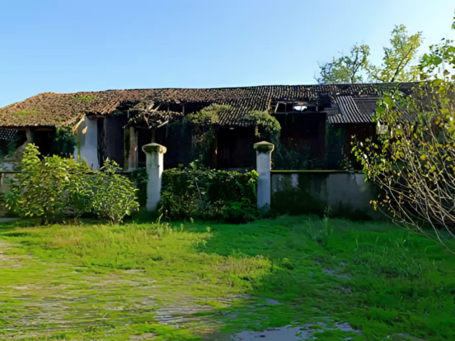 Immagine 6 di Magazzino in vendita  in Frazione Badalasco, via Veneziana Badalasco, 879 a Fara Gera D'adda