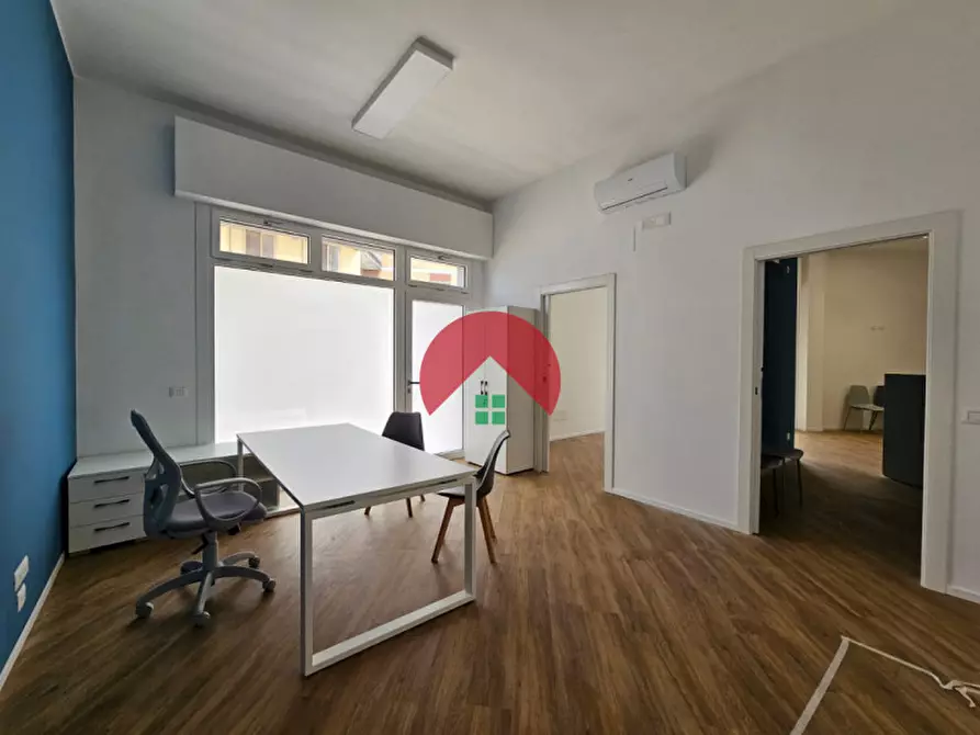 Immagine 6 di Ufficio in affitto  in via leonardo da vinci a Matera