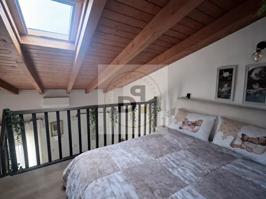 Immagine 5 di Appartamento in vendita  in VIA ALFONSO LAMARMORA a Sirmione