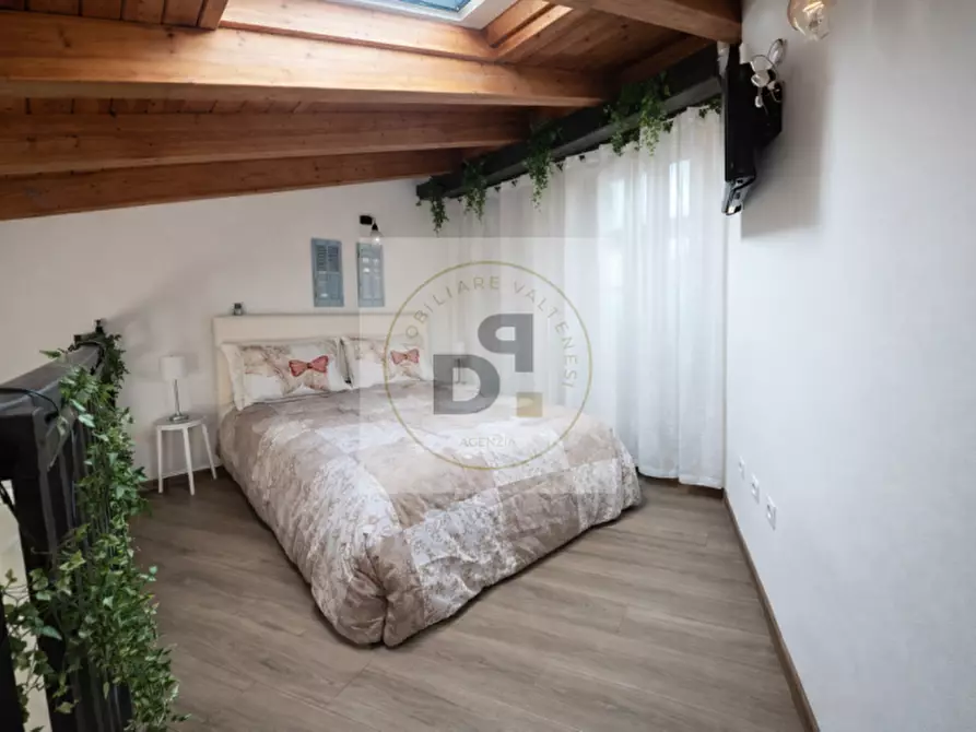 Immagine 1 di Appartamento in vendita  in VIA ALFONSO LAMARMORA a Sirmione